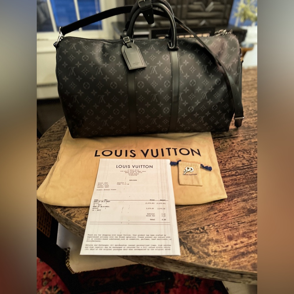 Louis Vuitton Keepall Bandoulière 55
Monogram Eclipse